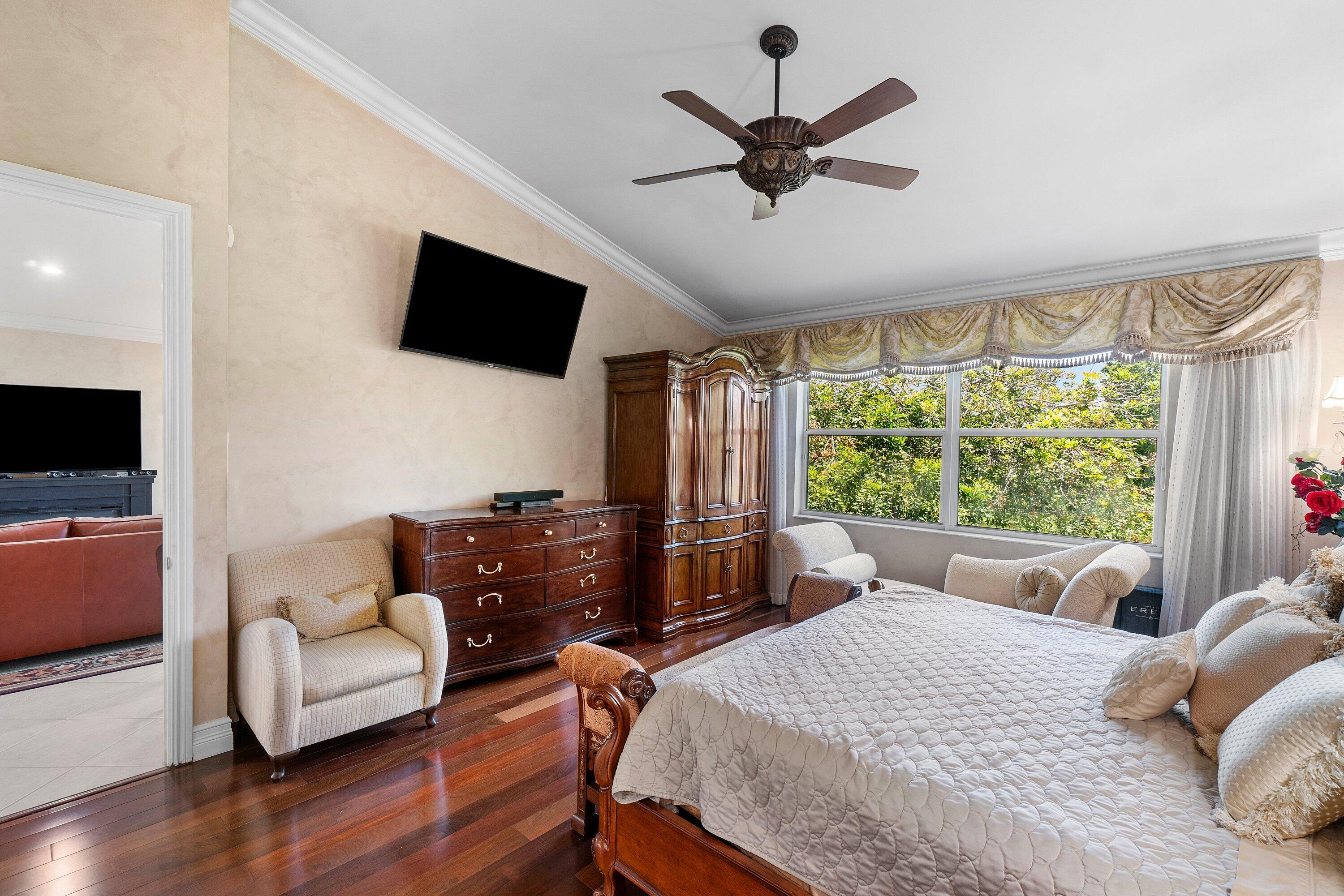 6181 Island Walk C