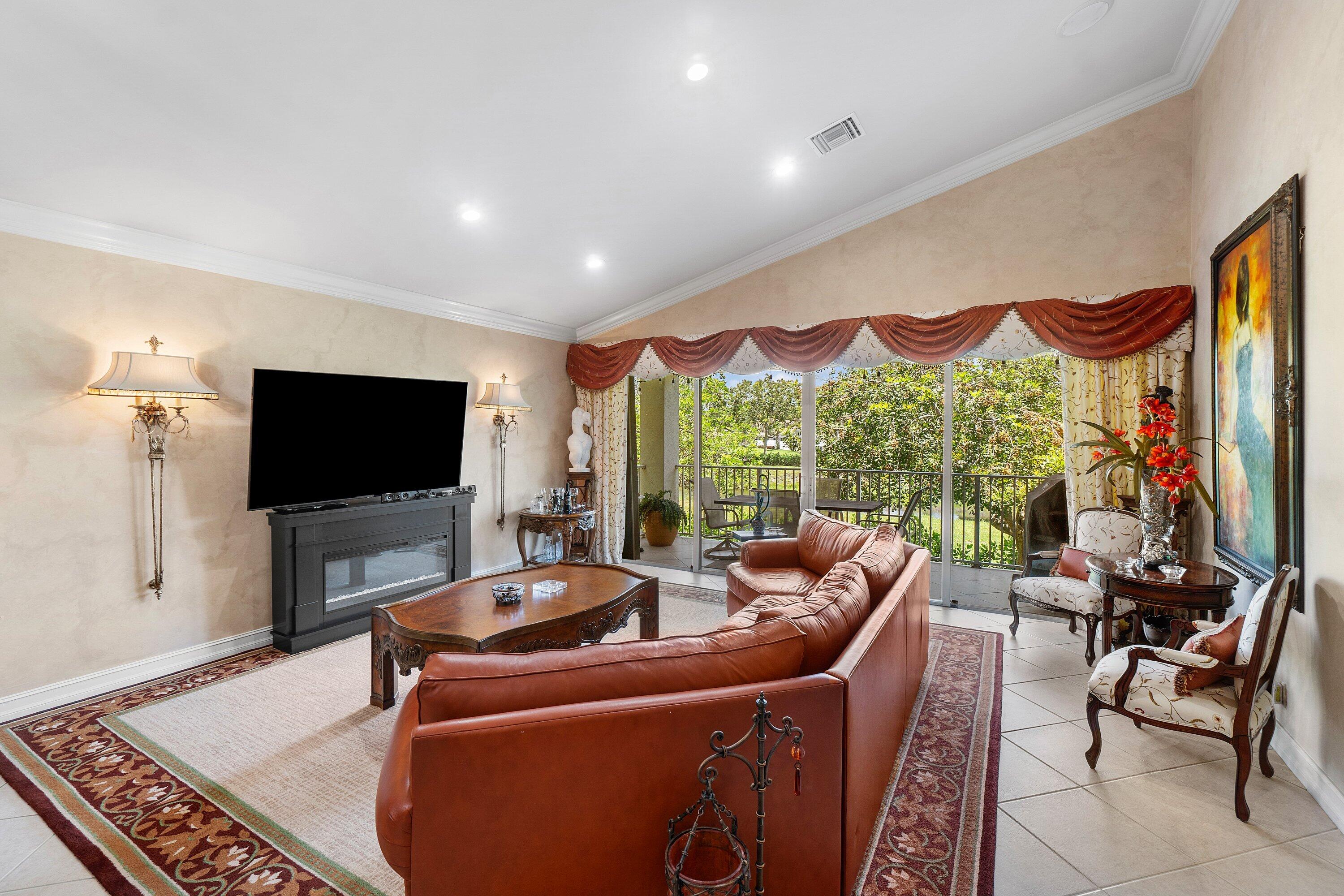 6181 Island Walk C