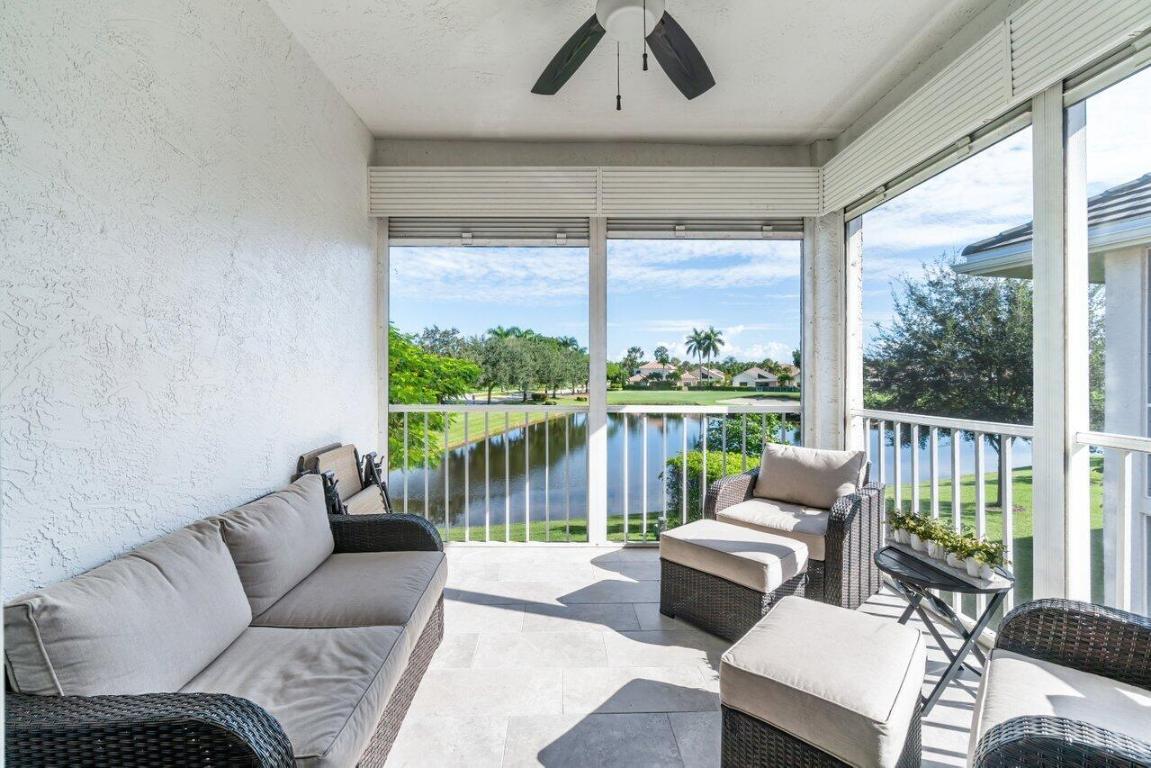 5208 Lake Catalina Drive N Unit: D