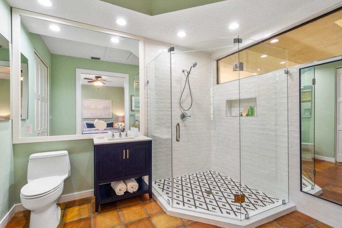 17141 Royal Cove Way