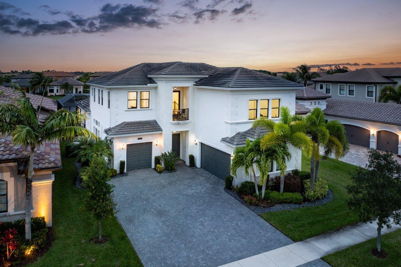 9777 Vitrail Lane