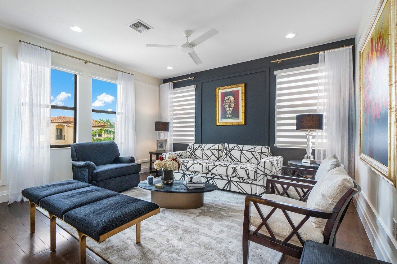 9777 Vitrail Lane