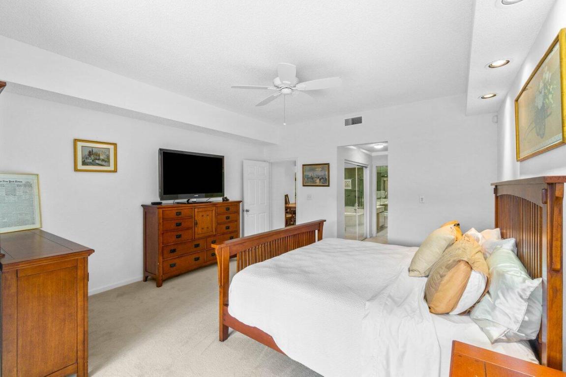 5215 Lake Catalina Drive N Unit: C