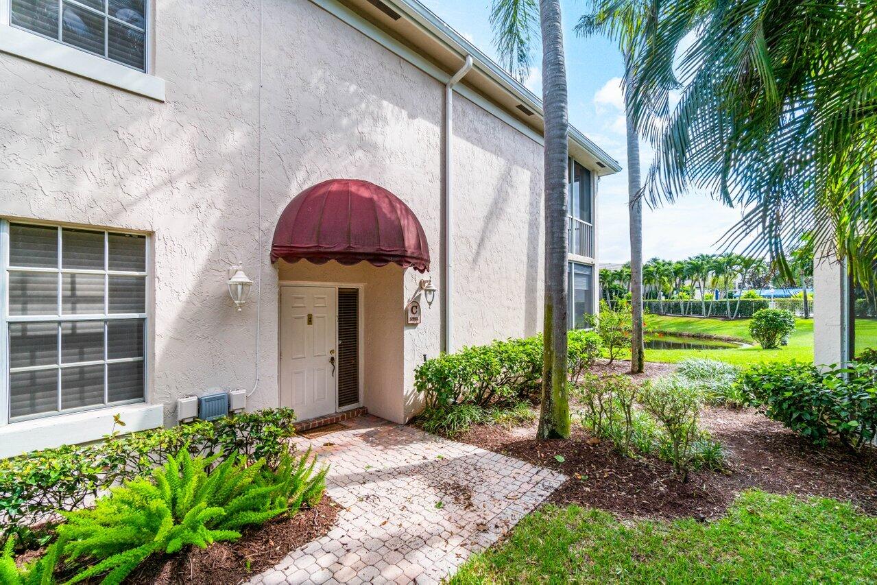 5215 Lake Catalina Drive N Unit: C
