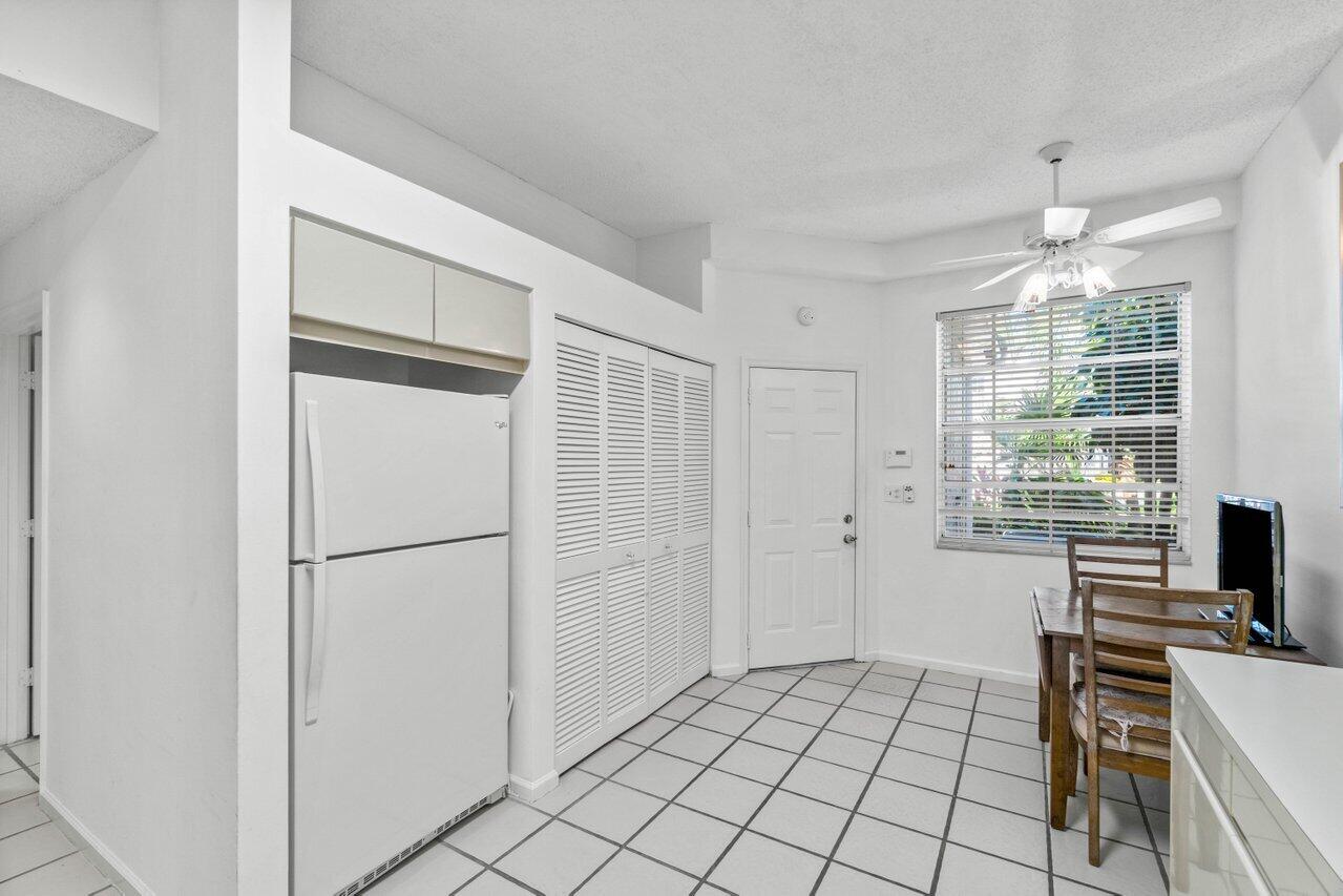 5215 Lake Catalina Drive N Unit: C