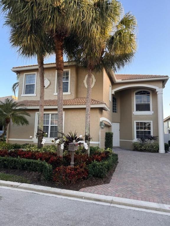 16890 Knightsbridge Lane