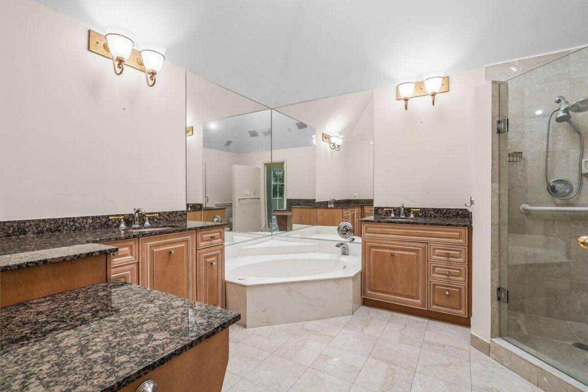 5100 Lake Catalina Drive D