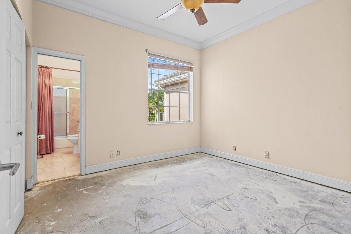 5100 Lake Catalina Drive D