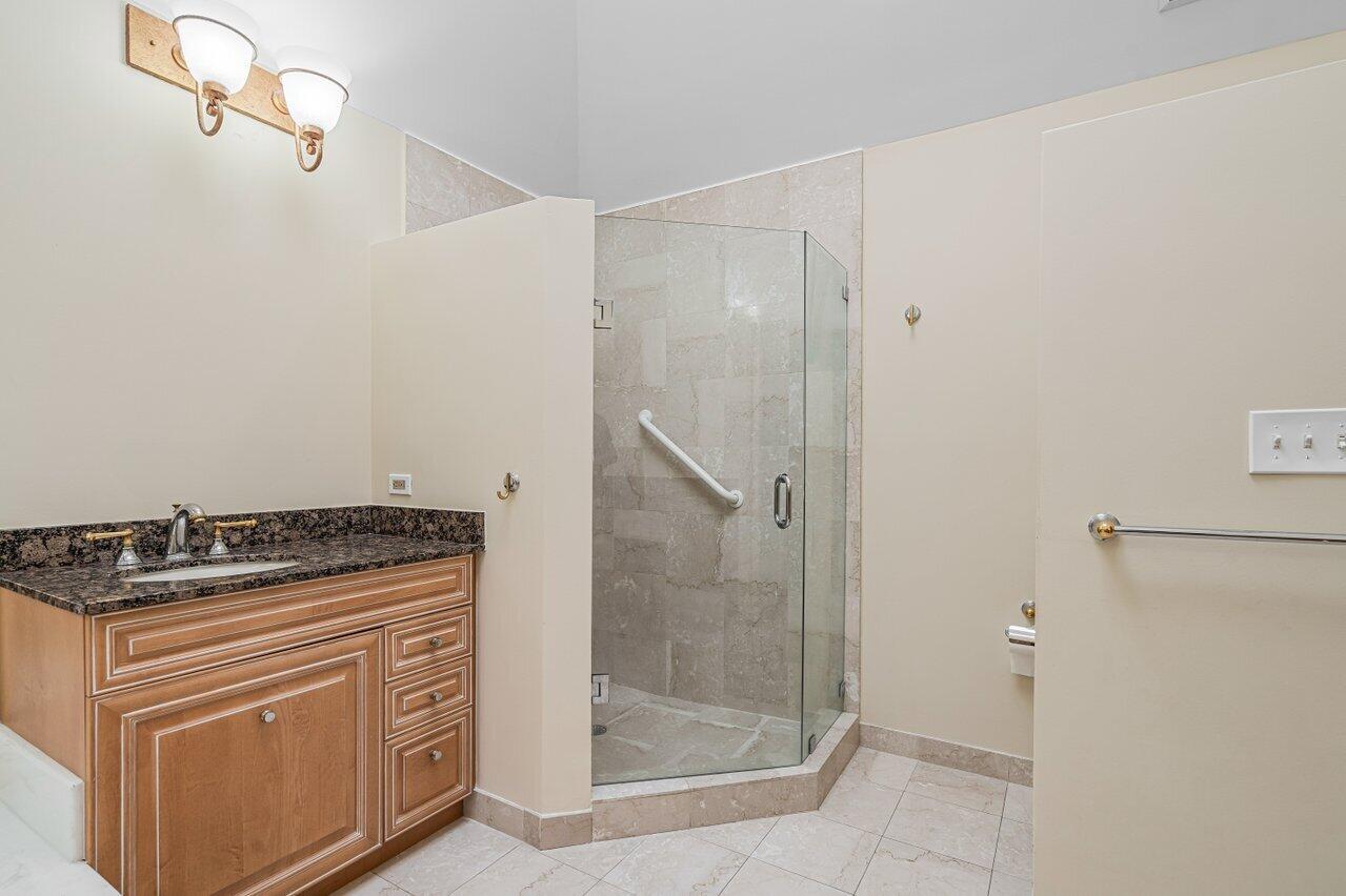 5100 Lake Catalina Drive D