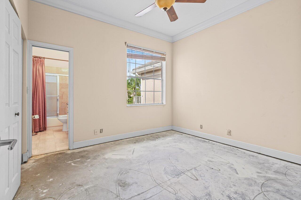 5100 Lake Catalina Drive D