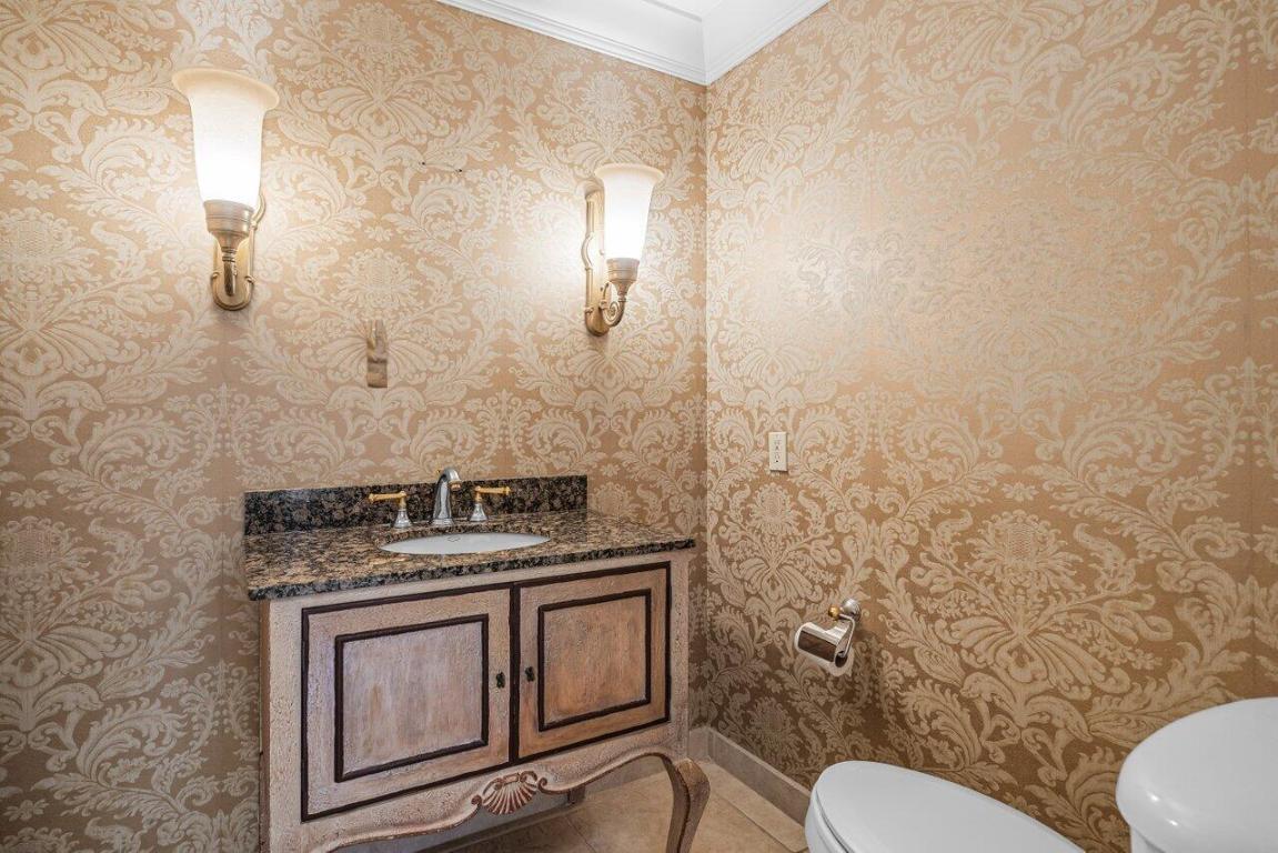 5100 Lake Catalina Drive D