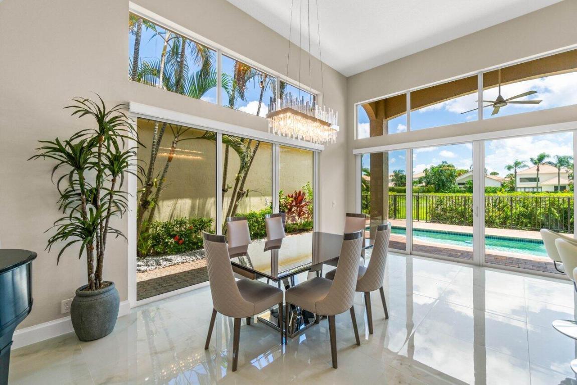 16886 Knightsbridge Lane