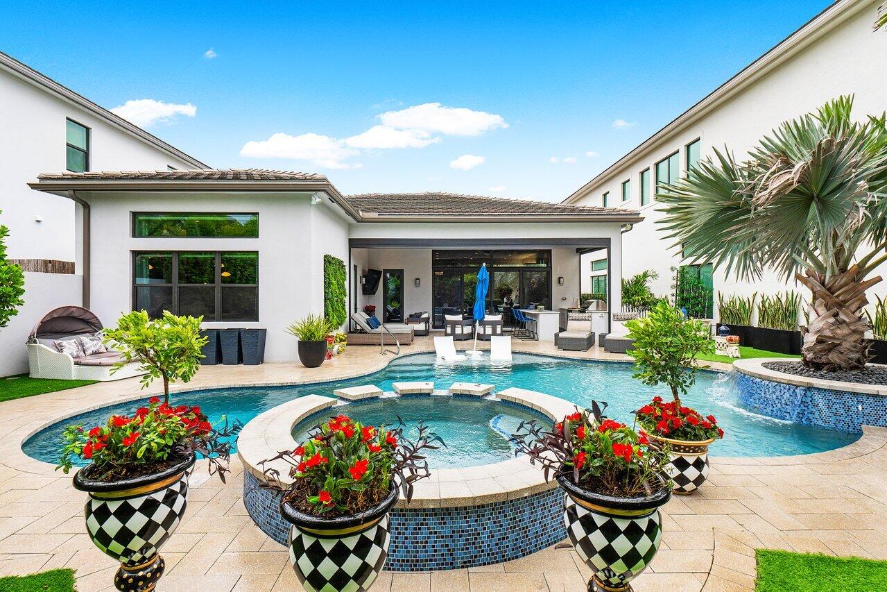 17056 Cappuccino Way