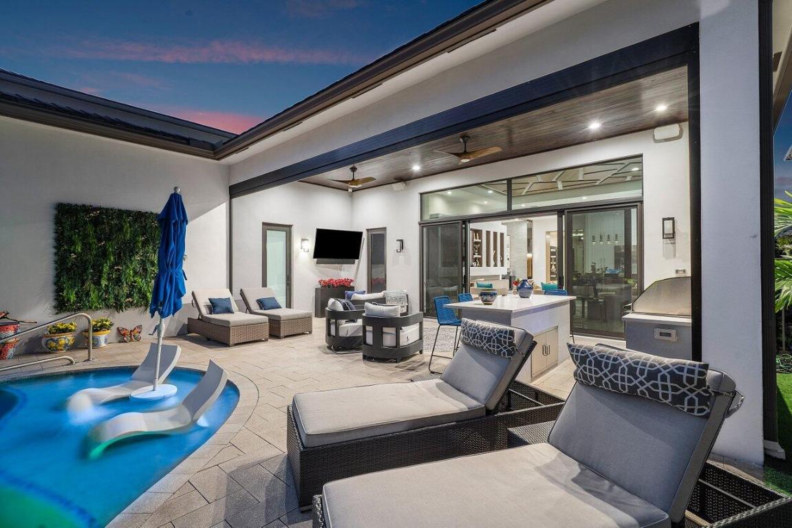 17056 Cappuccino Way