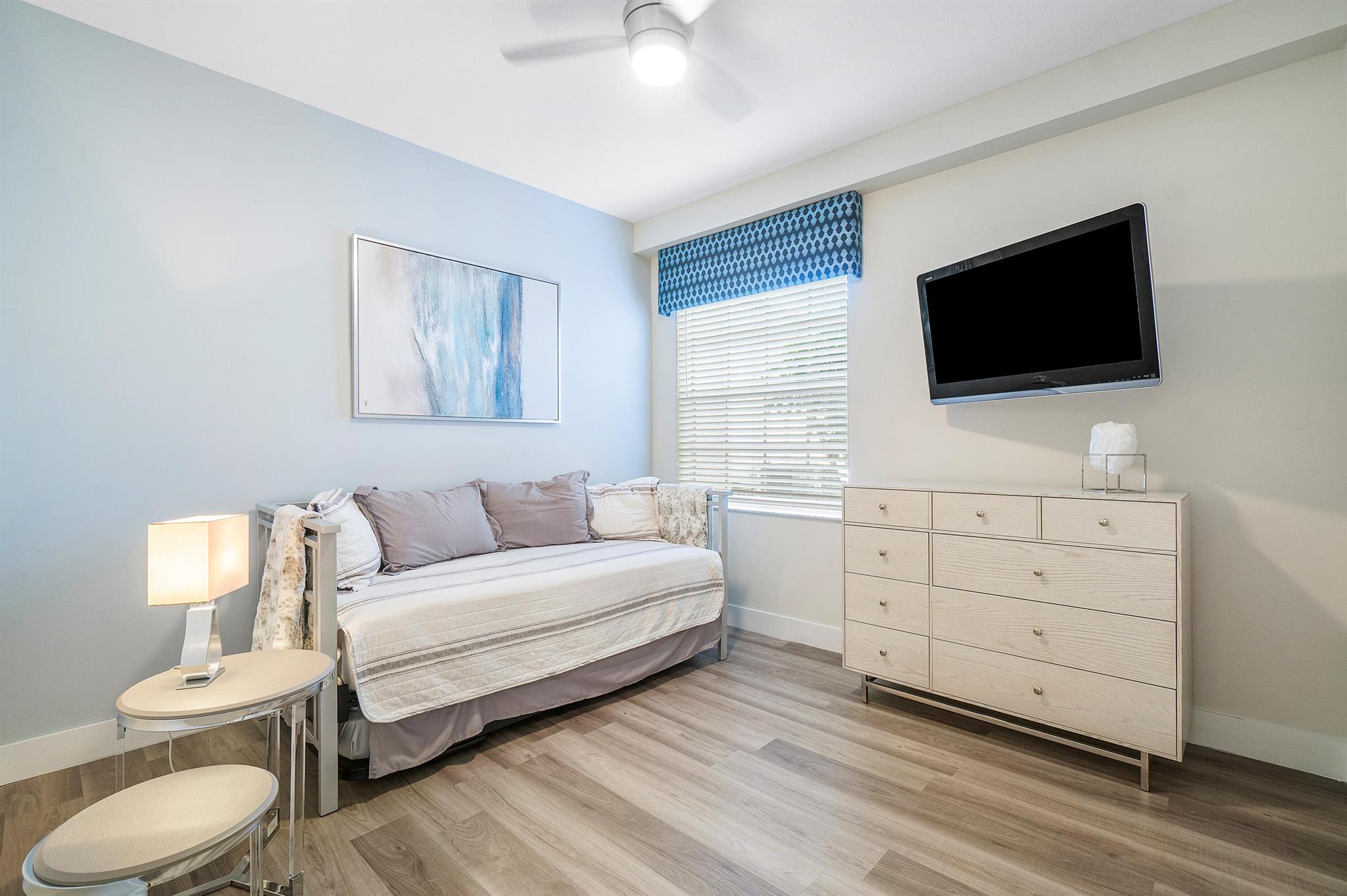 5190 Lake Catalina Drive A