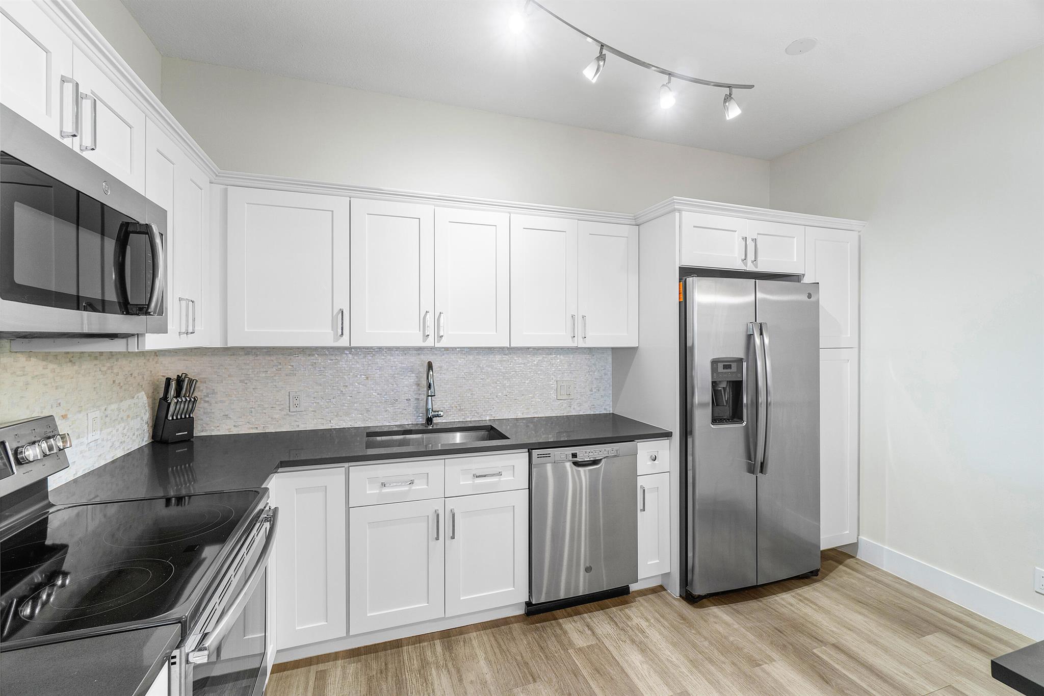 5190 Lake Catalina Drive A