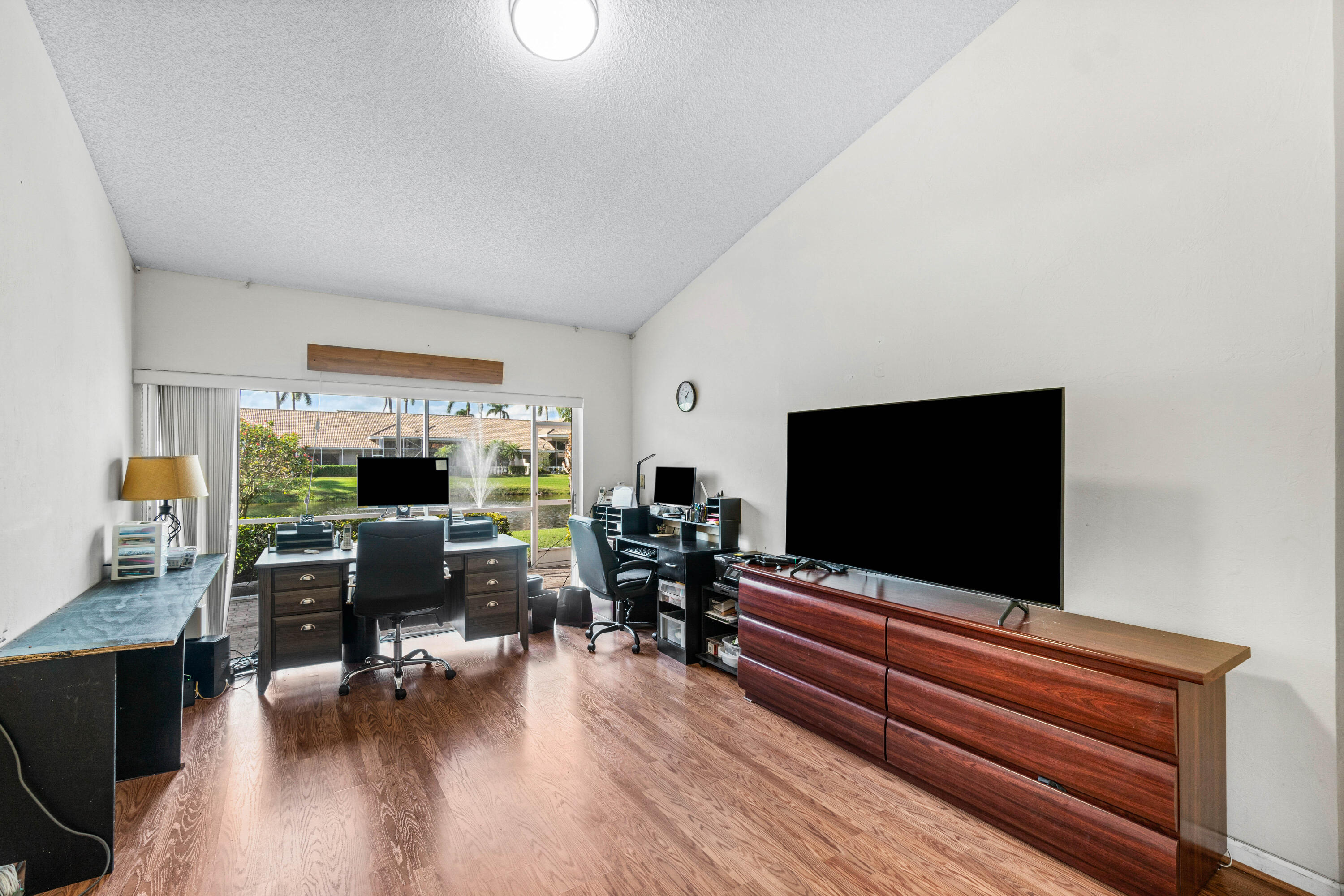 5097 Windsor Parke Drive