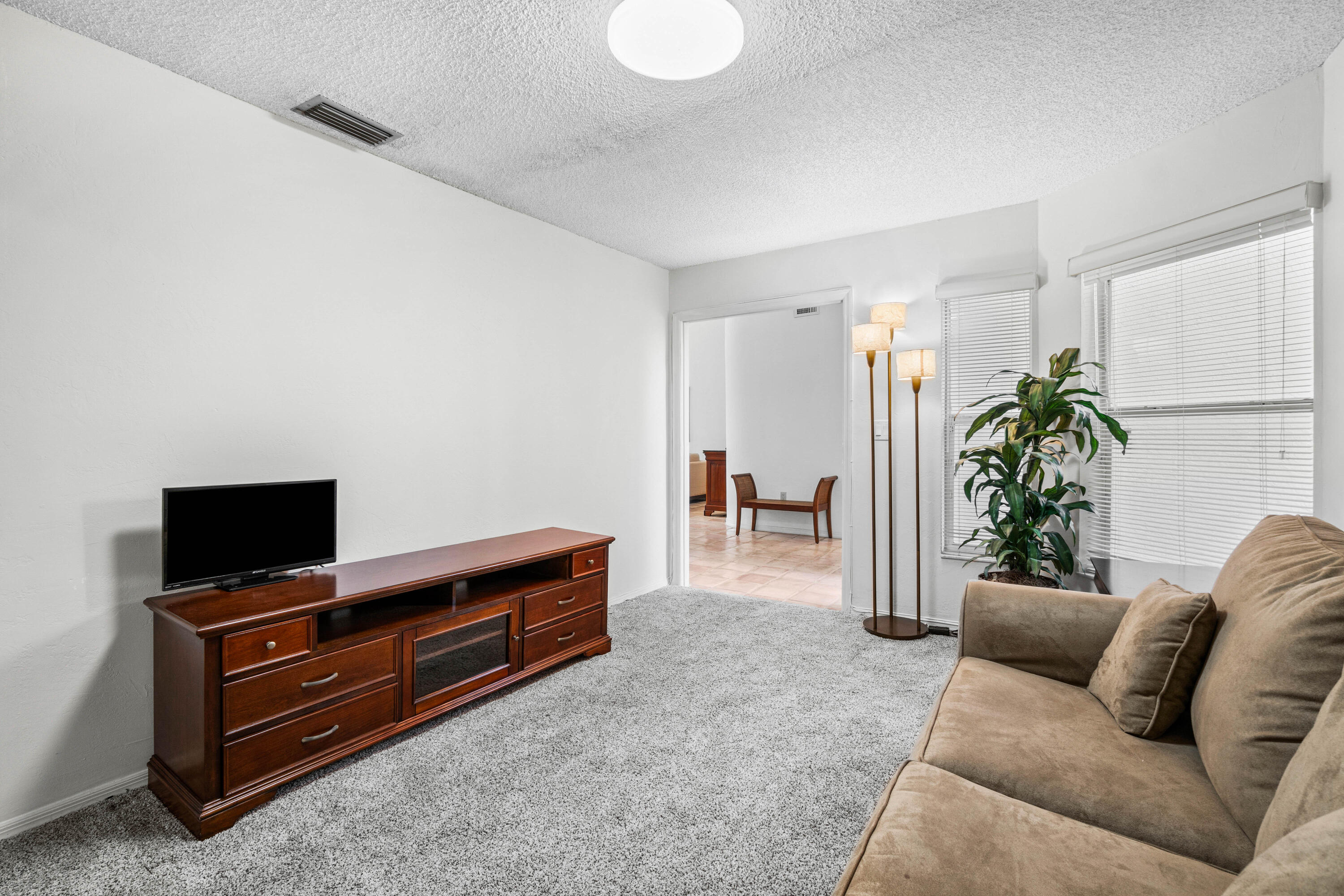 5097 Windsor Parke Drive