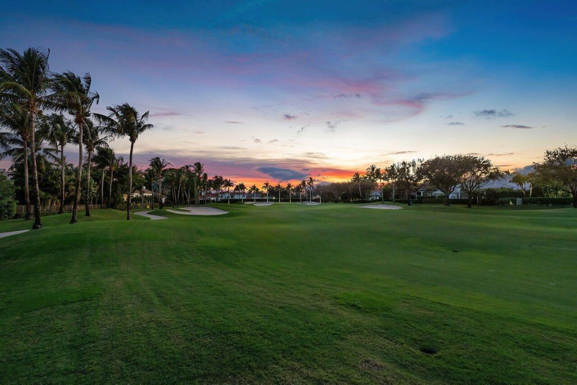 5679 Vintage Oaks Circle