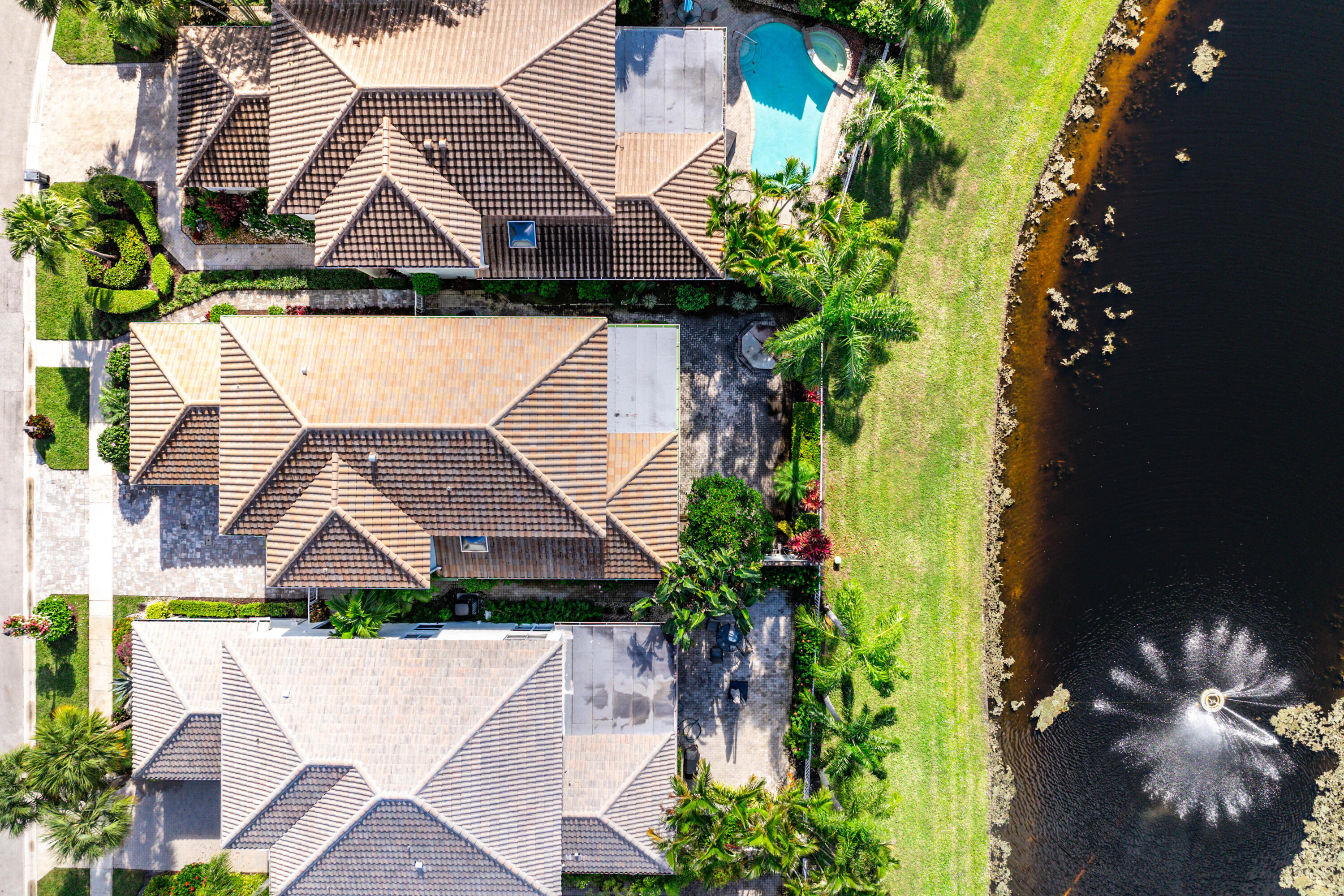 16795 Knightsbridge Lane