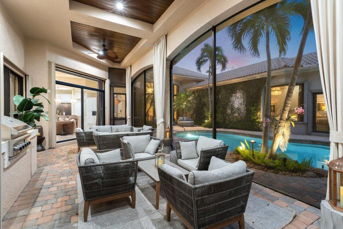 5848 Vintage Oaks Circle