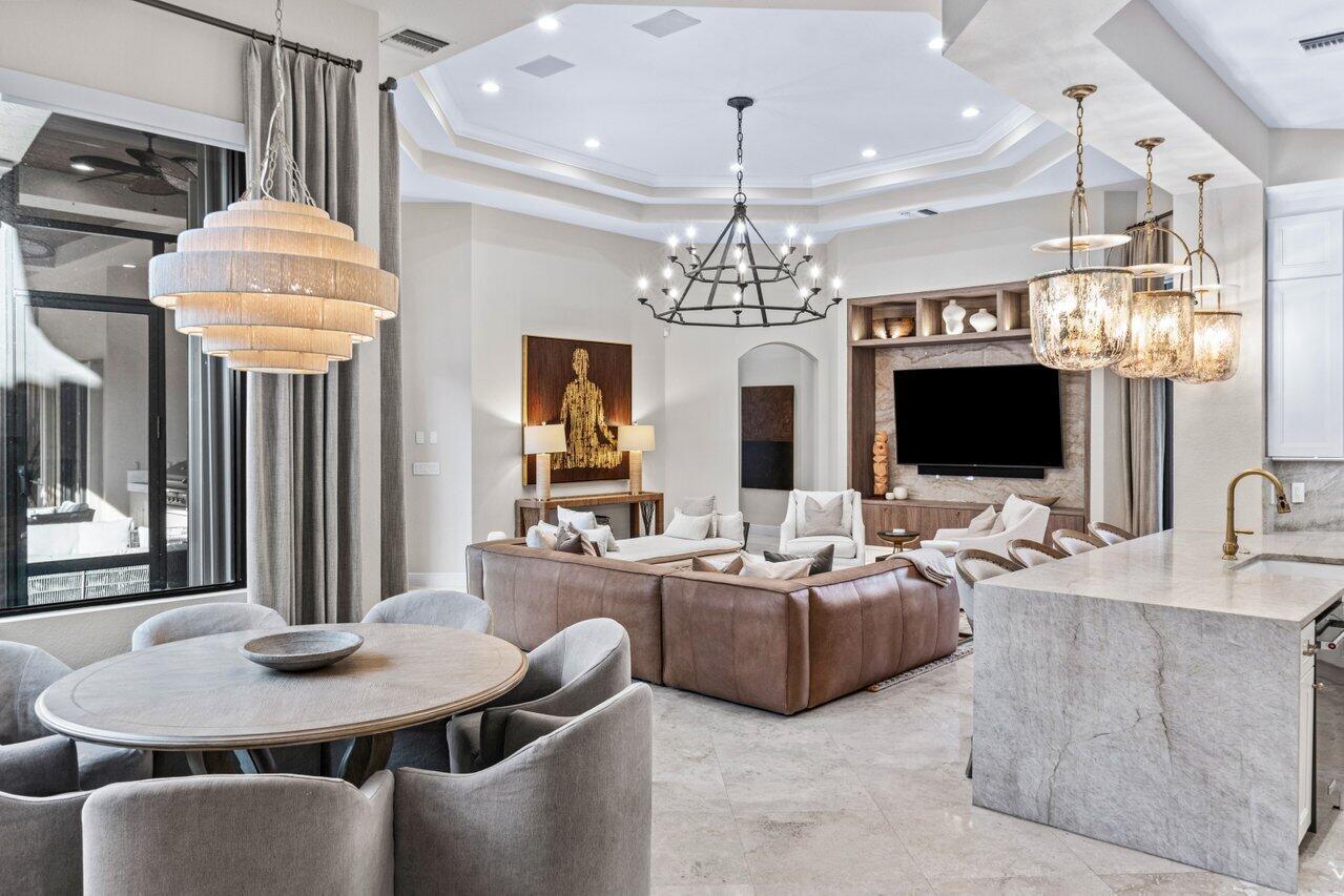 5848 Vintage Oaks Circle