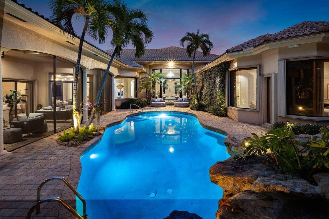 5848 Vintage Oaks Circle