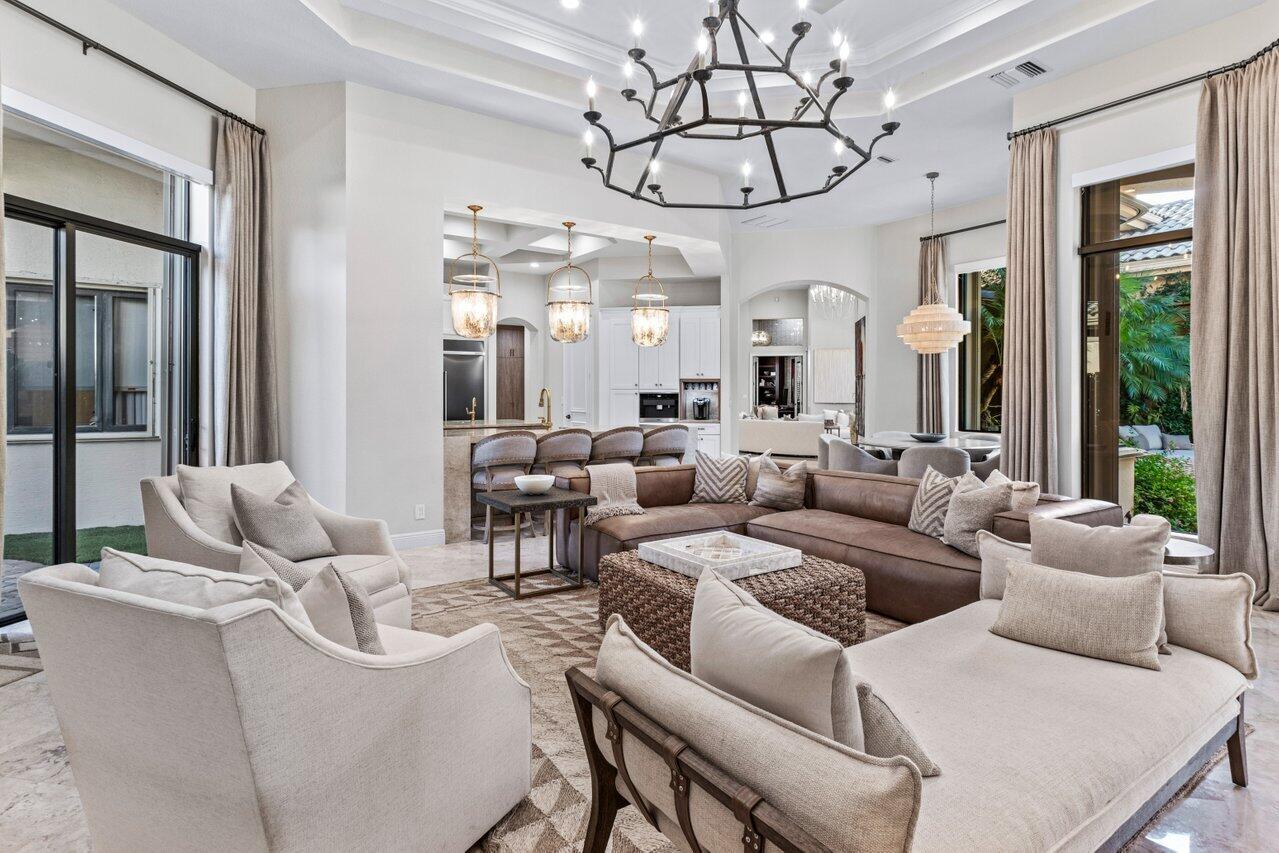 5848 Vintage Oaks Circle