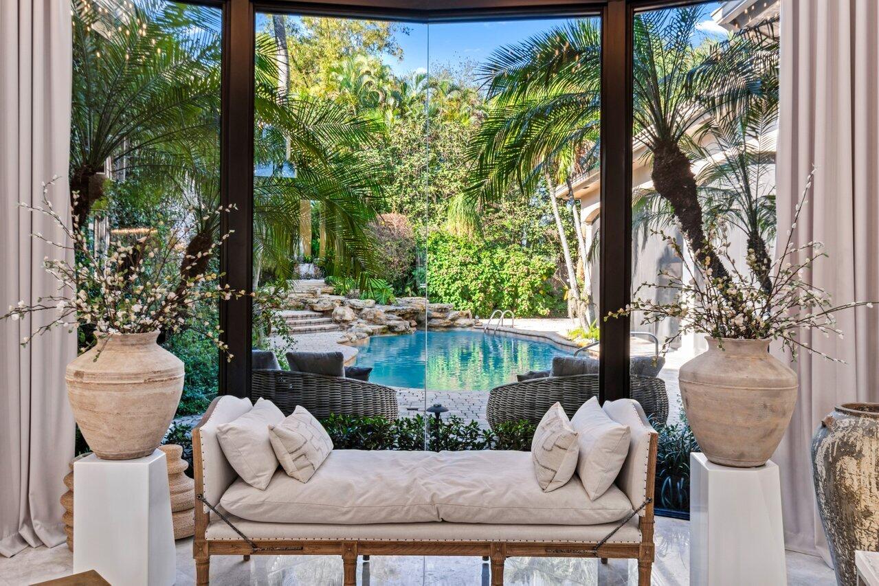 5848 Vintage Oaks Circle