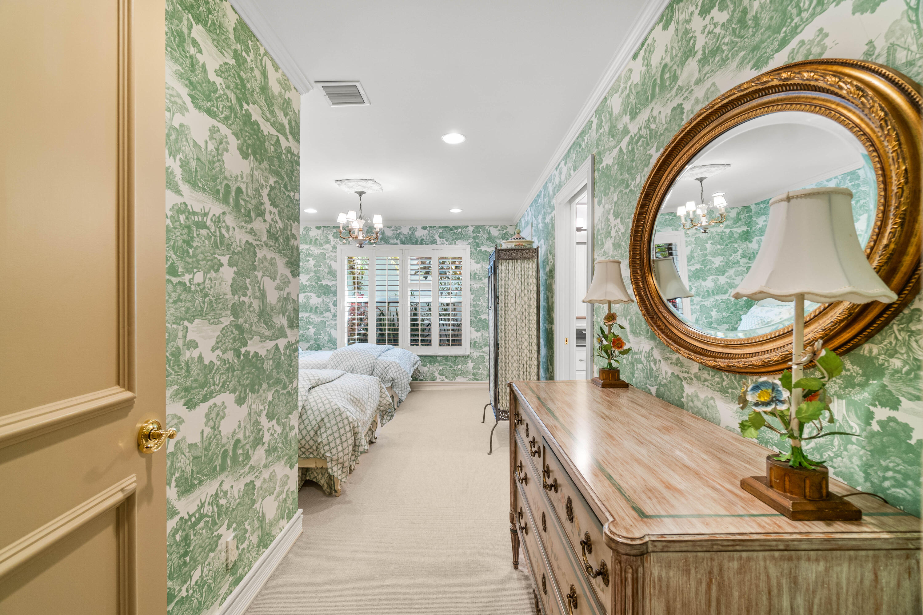 17168 Huntington Park Way