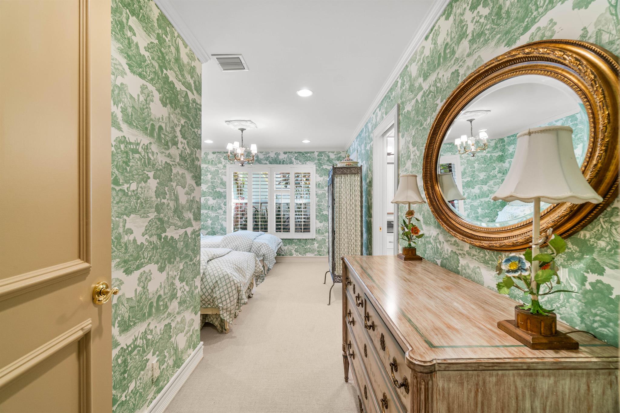 17168 Huntington Park Way