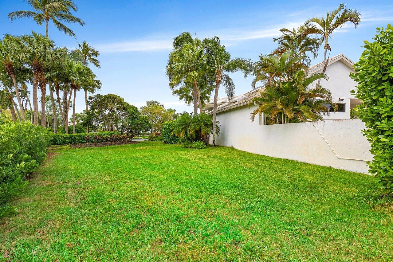 16890 Colchester Court