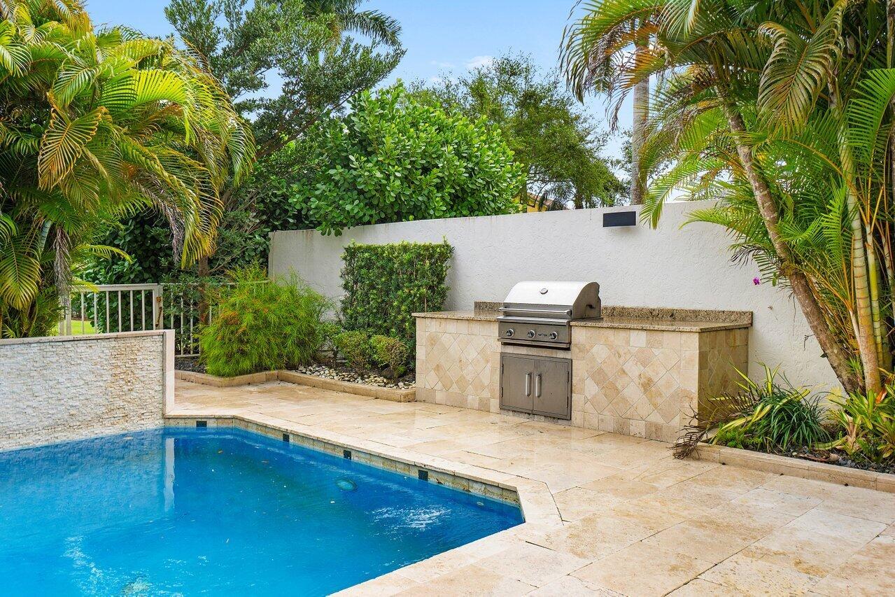 16890 Colchester Court