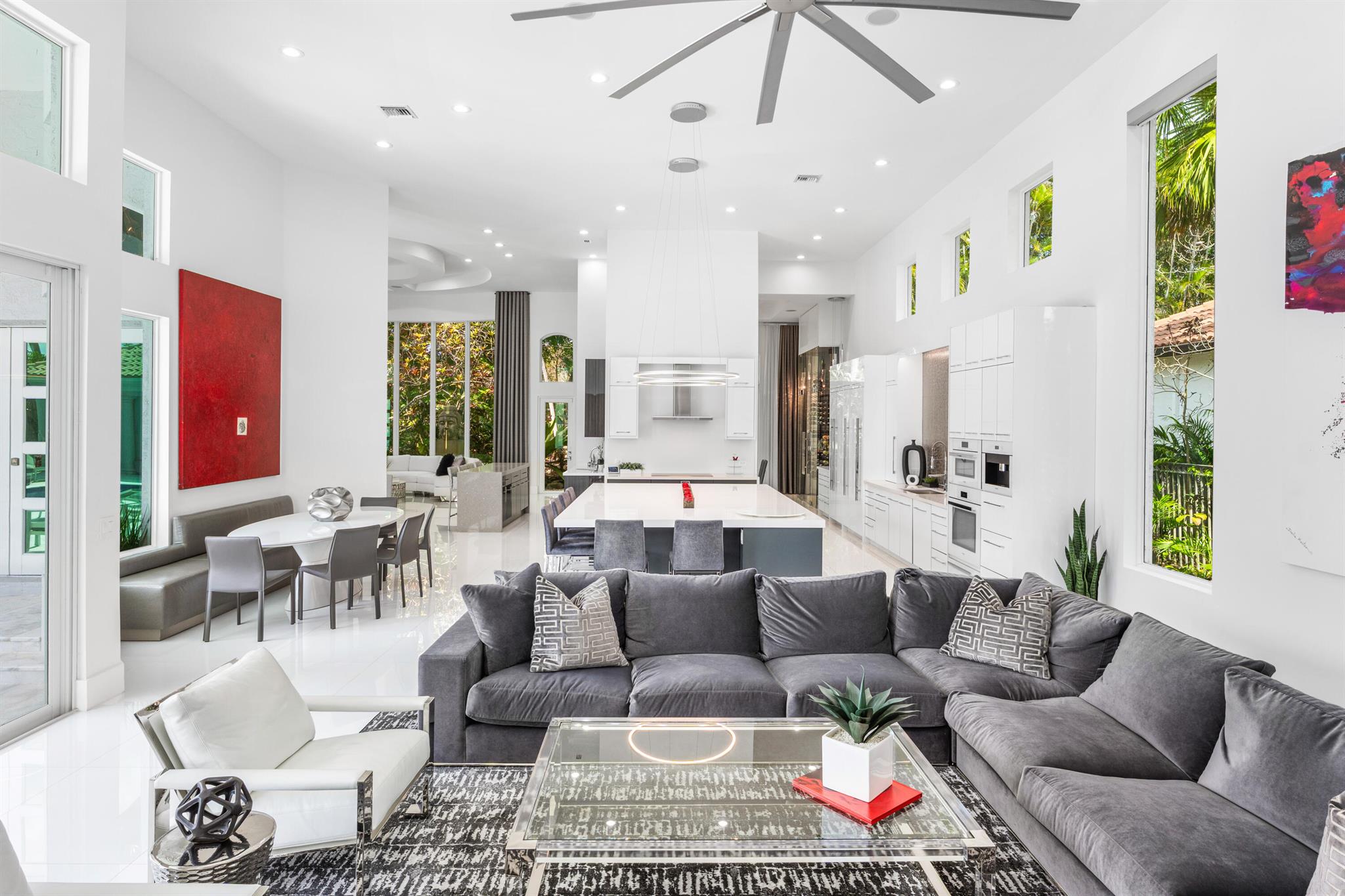 5784 Vintage Oaks Circle