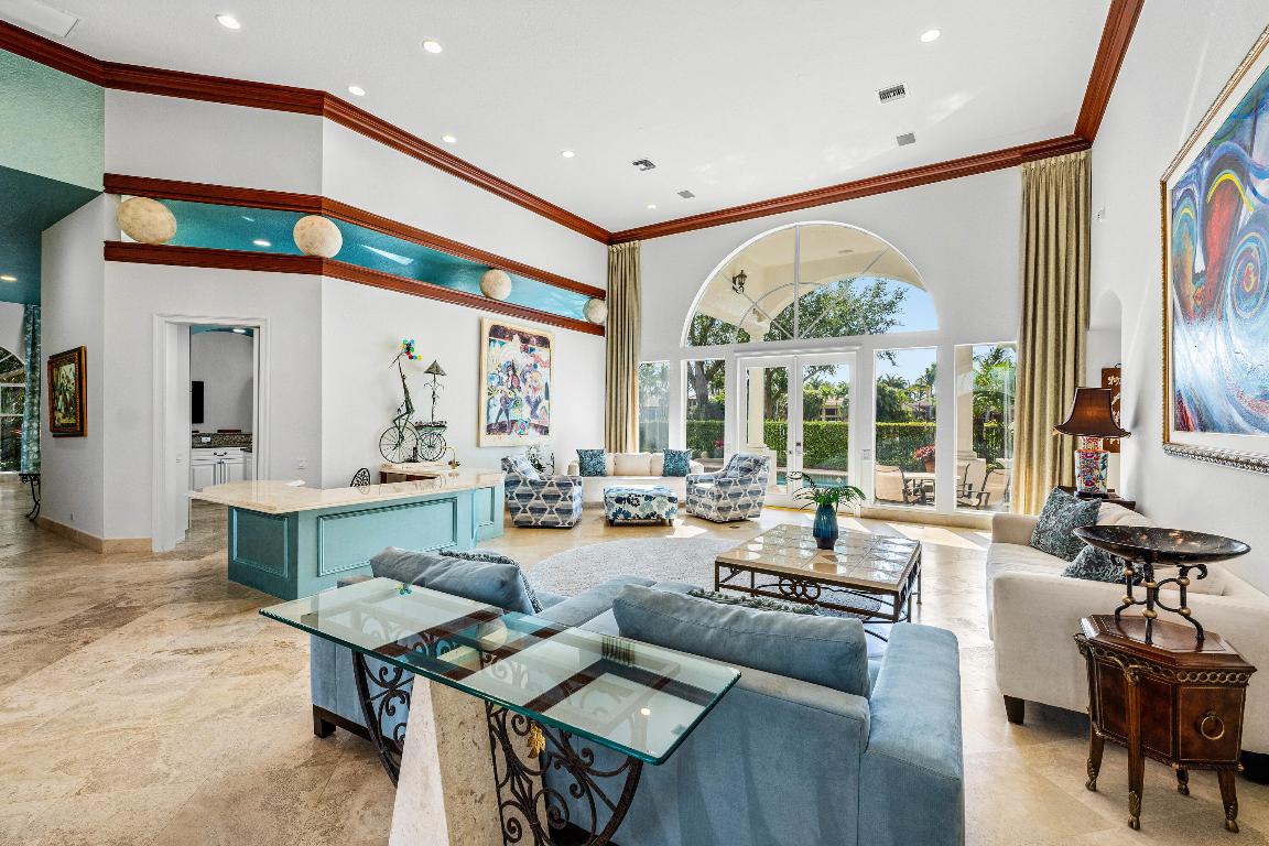 16330 Vintage Oaks Lane