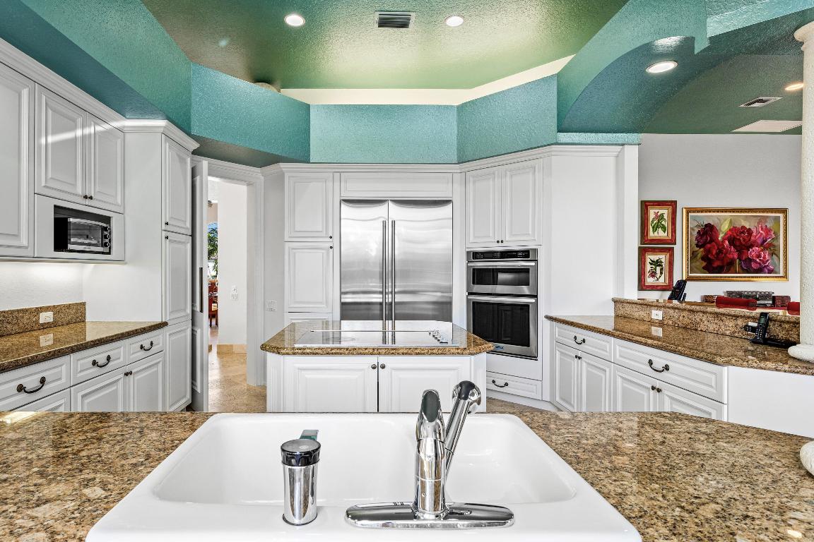 16330 Vintage Oaks Lane