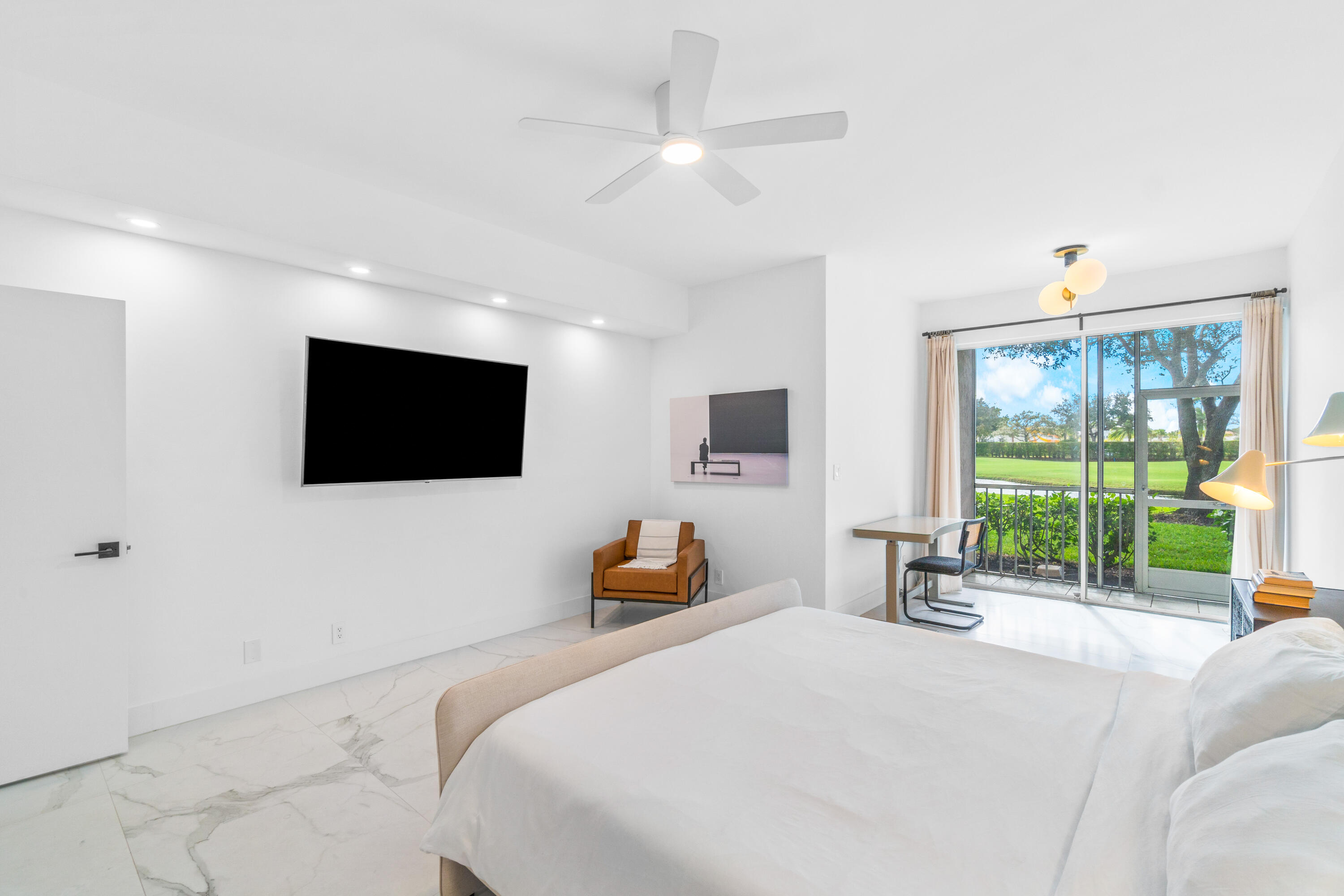 5136 Lake Catalina A Drive A