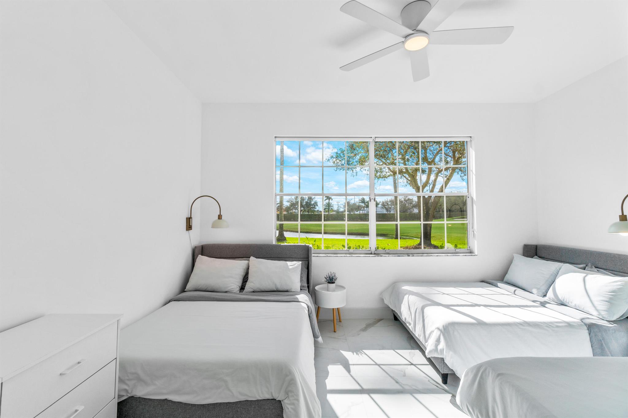 5136 Lake Catalina A Drive A