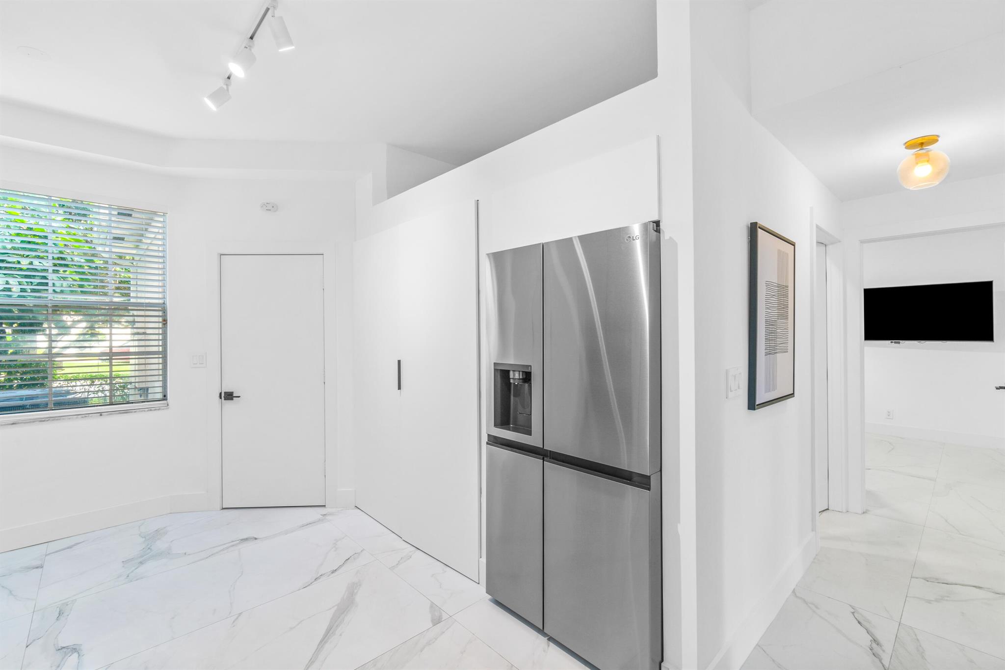 5136 Lake Catalina A Drive A