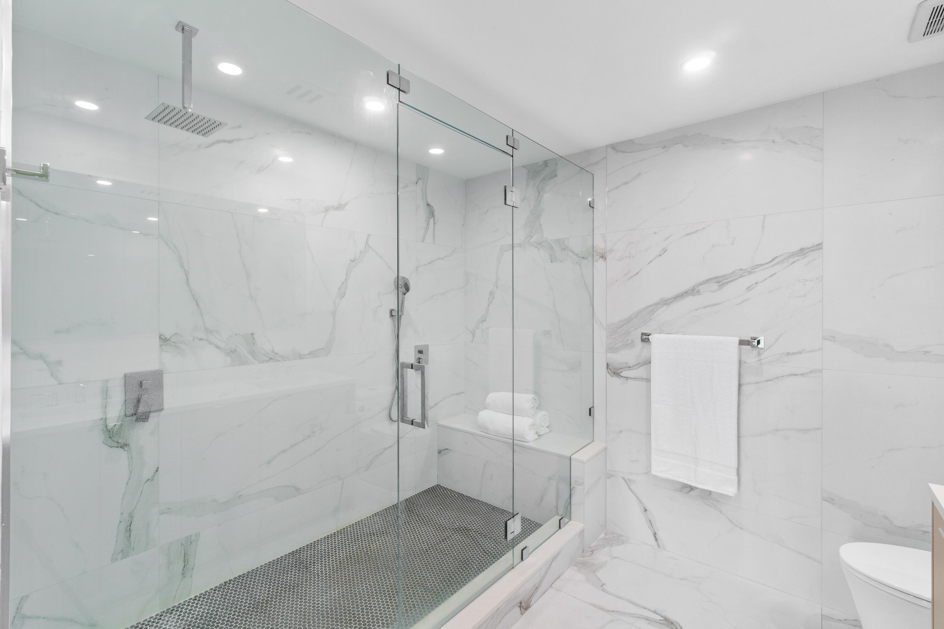 5136 Lake Catalina A Drive A