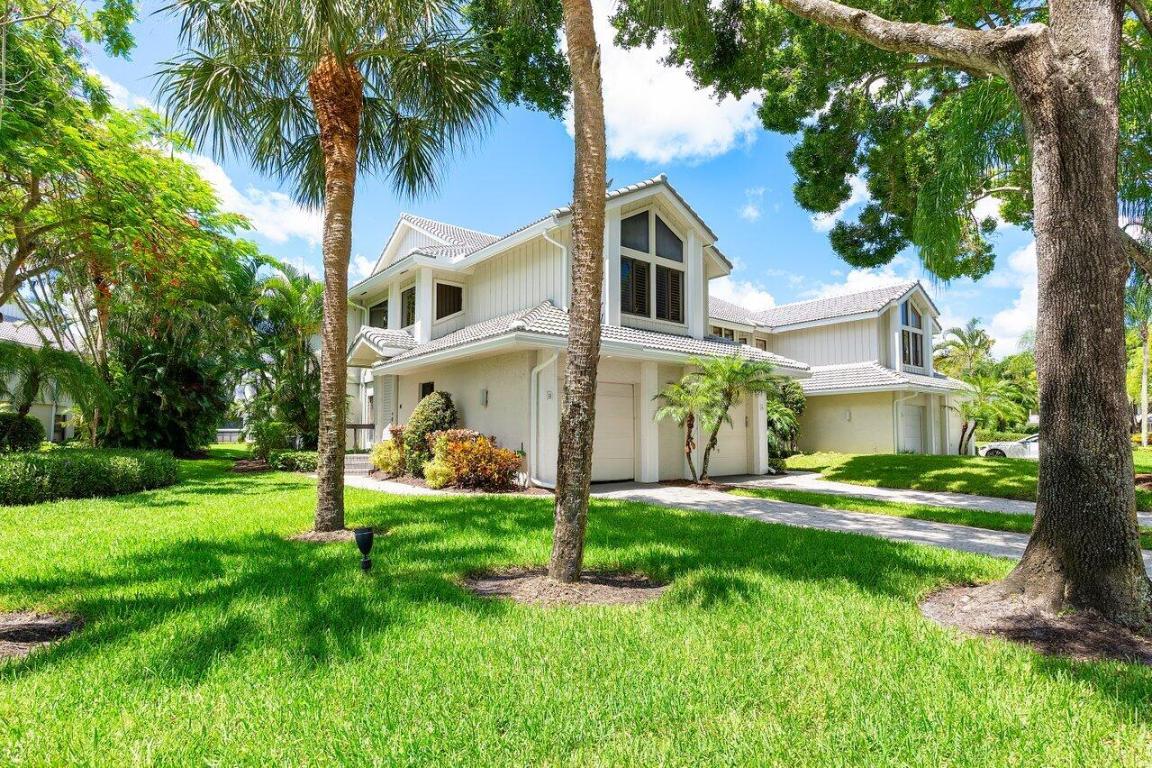 17564 Ashbourne B Way B