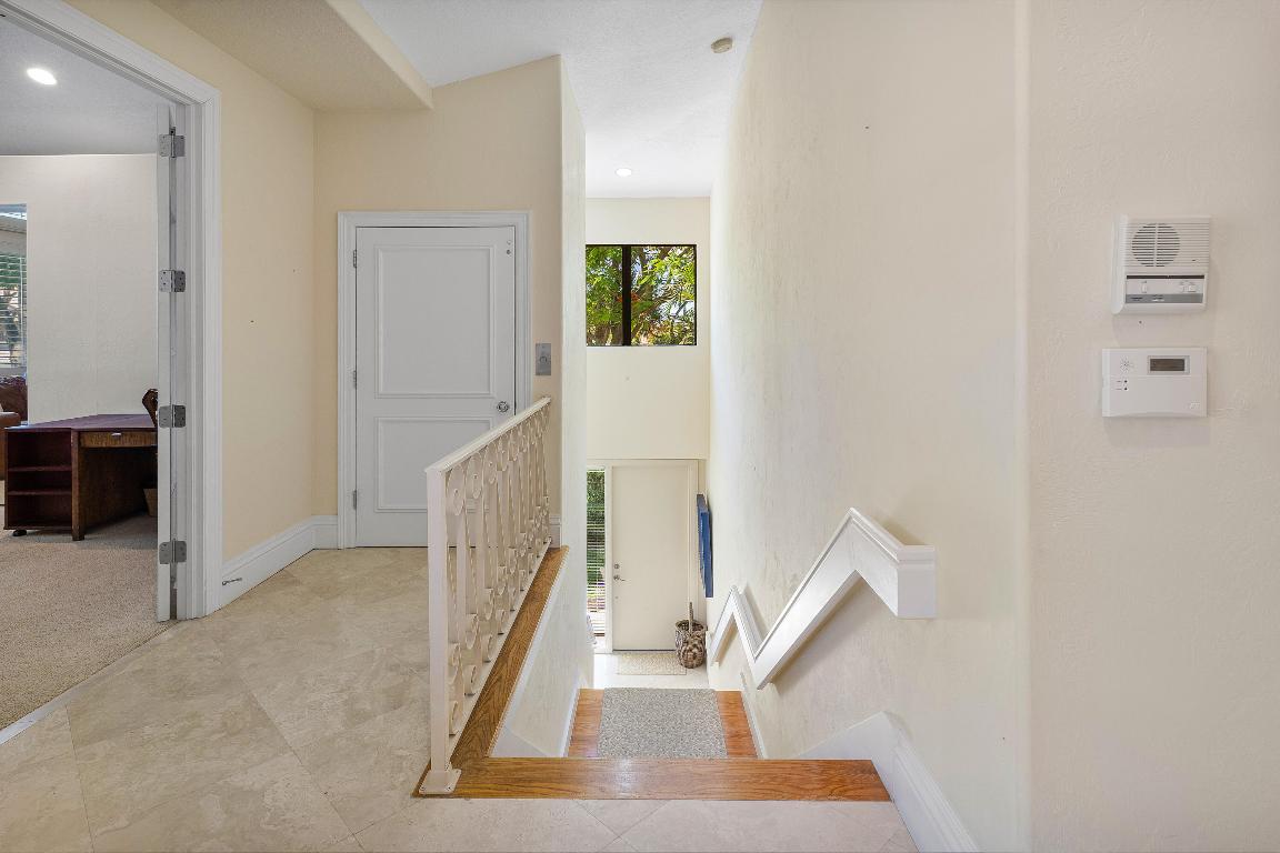 17564 Ashbourne B Way B