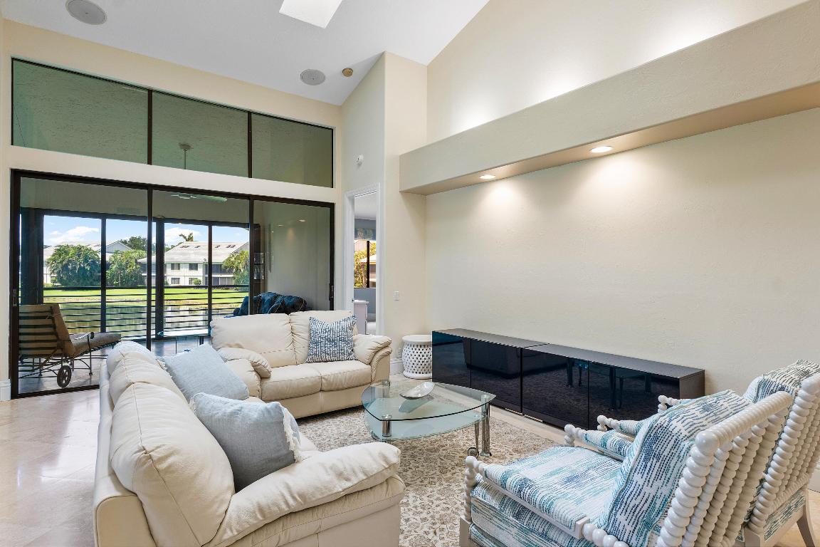 17564 Ashbourne B Way B