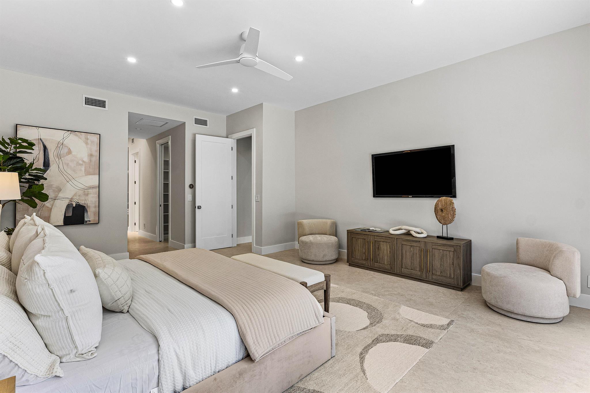 5323 Ascot Bend