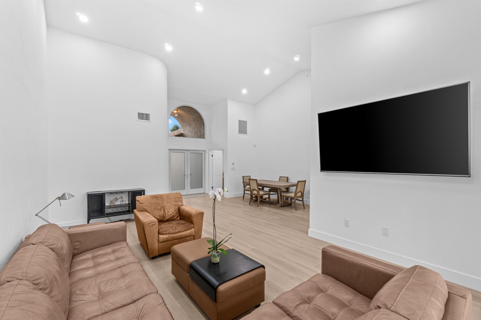 5097 Windsor Parke Drive