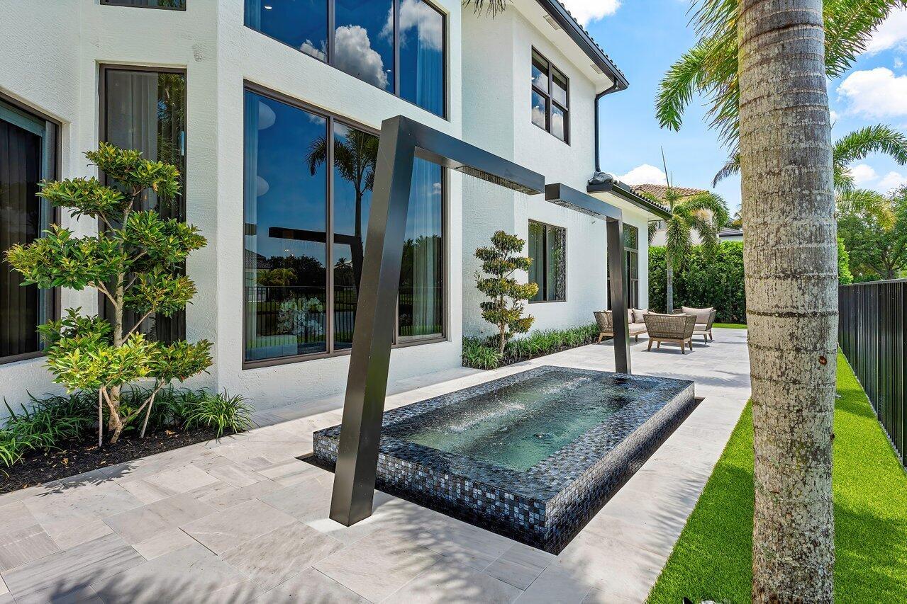 17709 Circle Pond Court