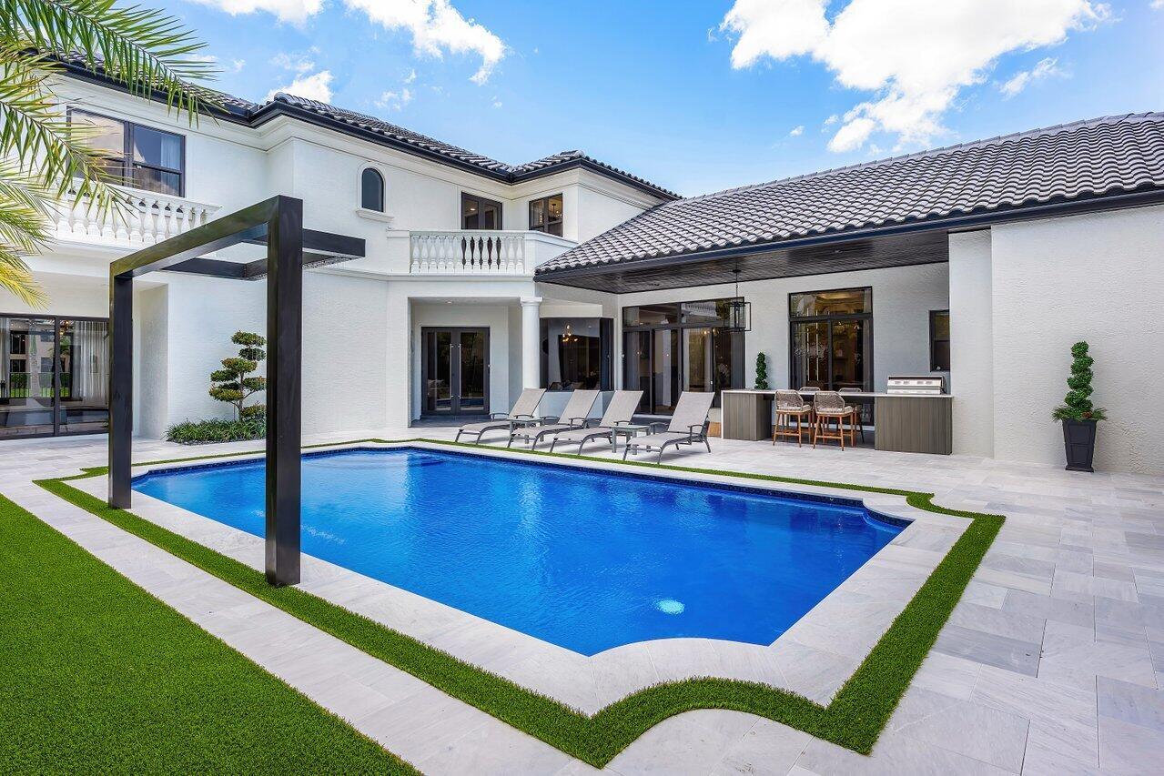 17709 Circle Pond Court