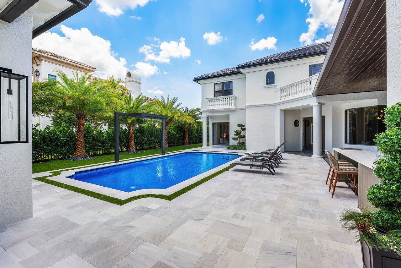 17709 Circle Pond Court