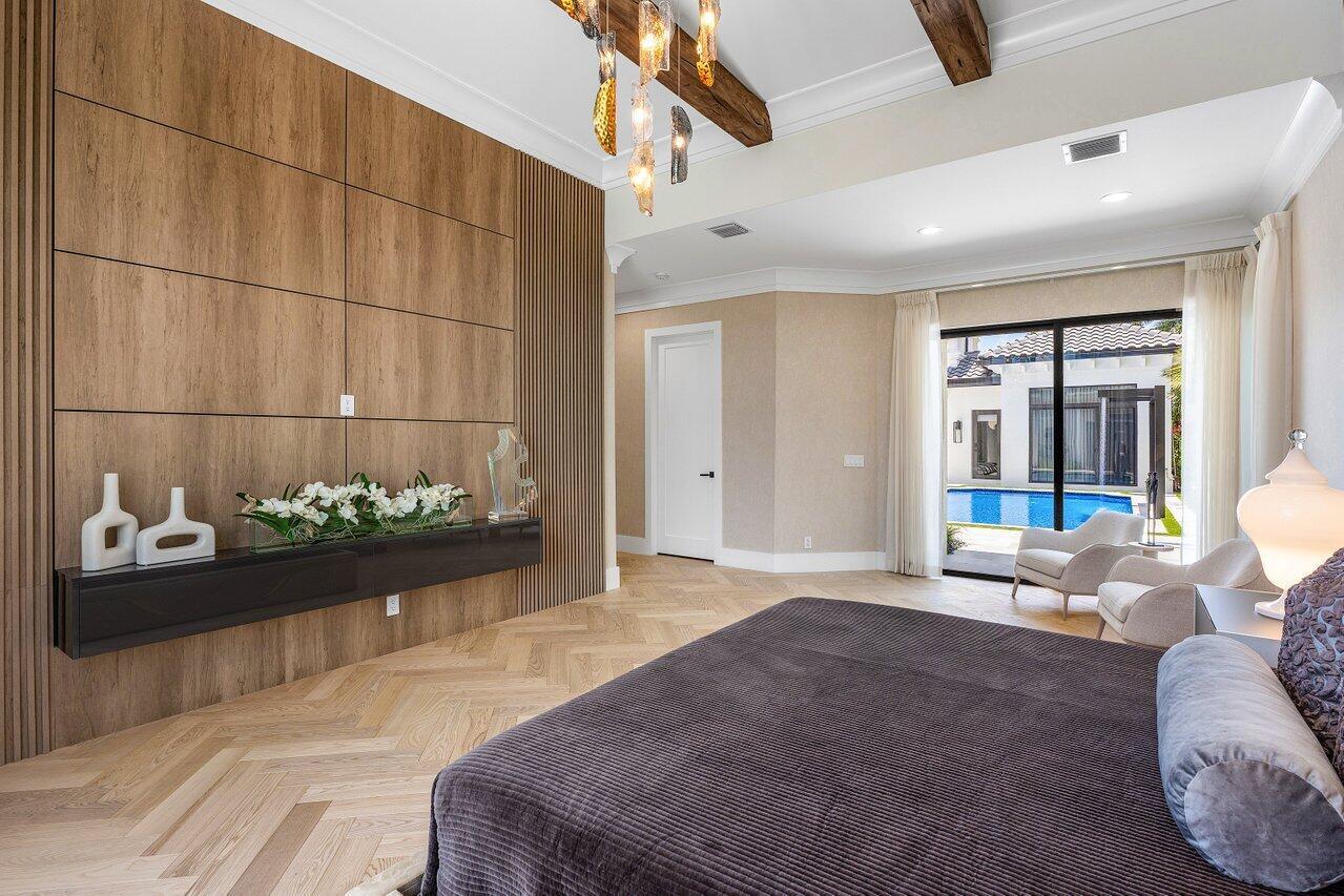 17709 Circle Pond Court