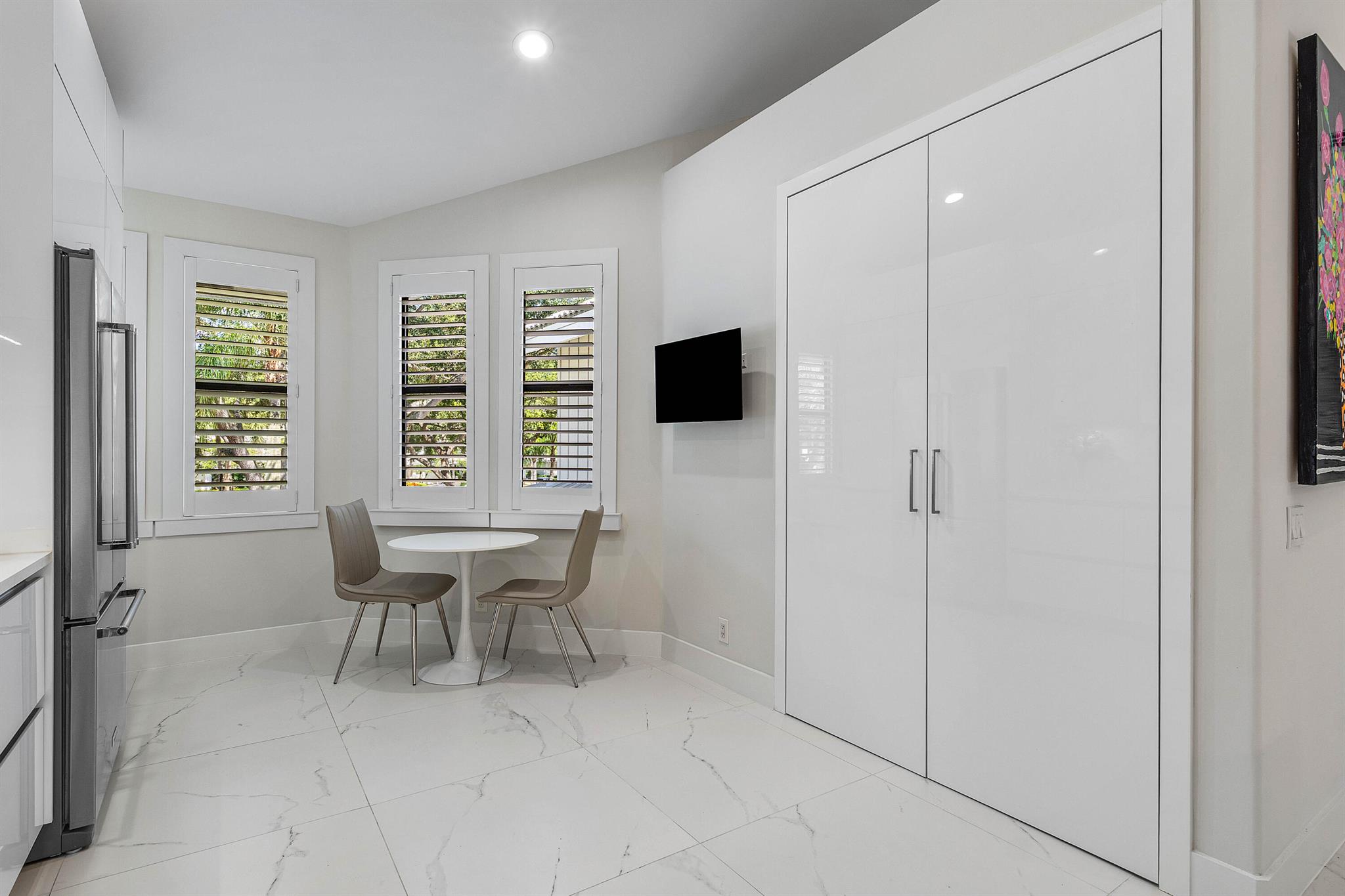 17652 Ashbourne Way B